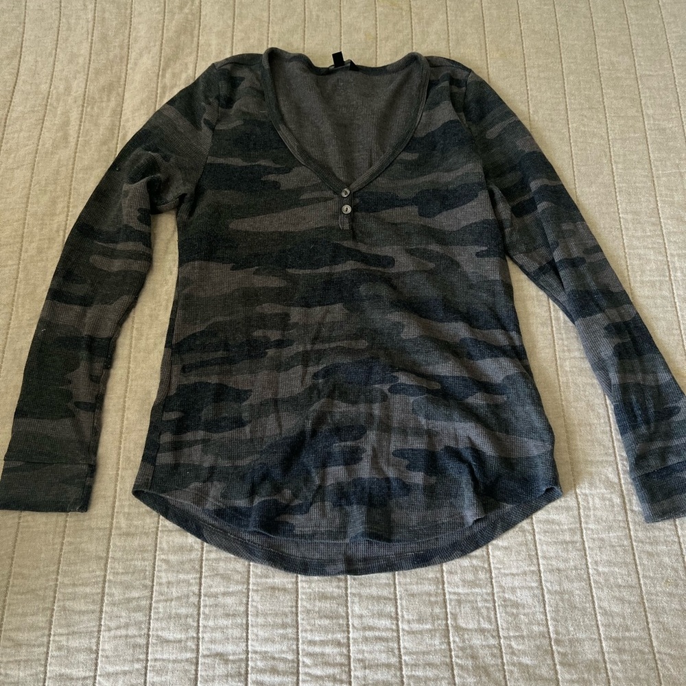 Lucky Brand Camo Thermal Long Sleeve